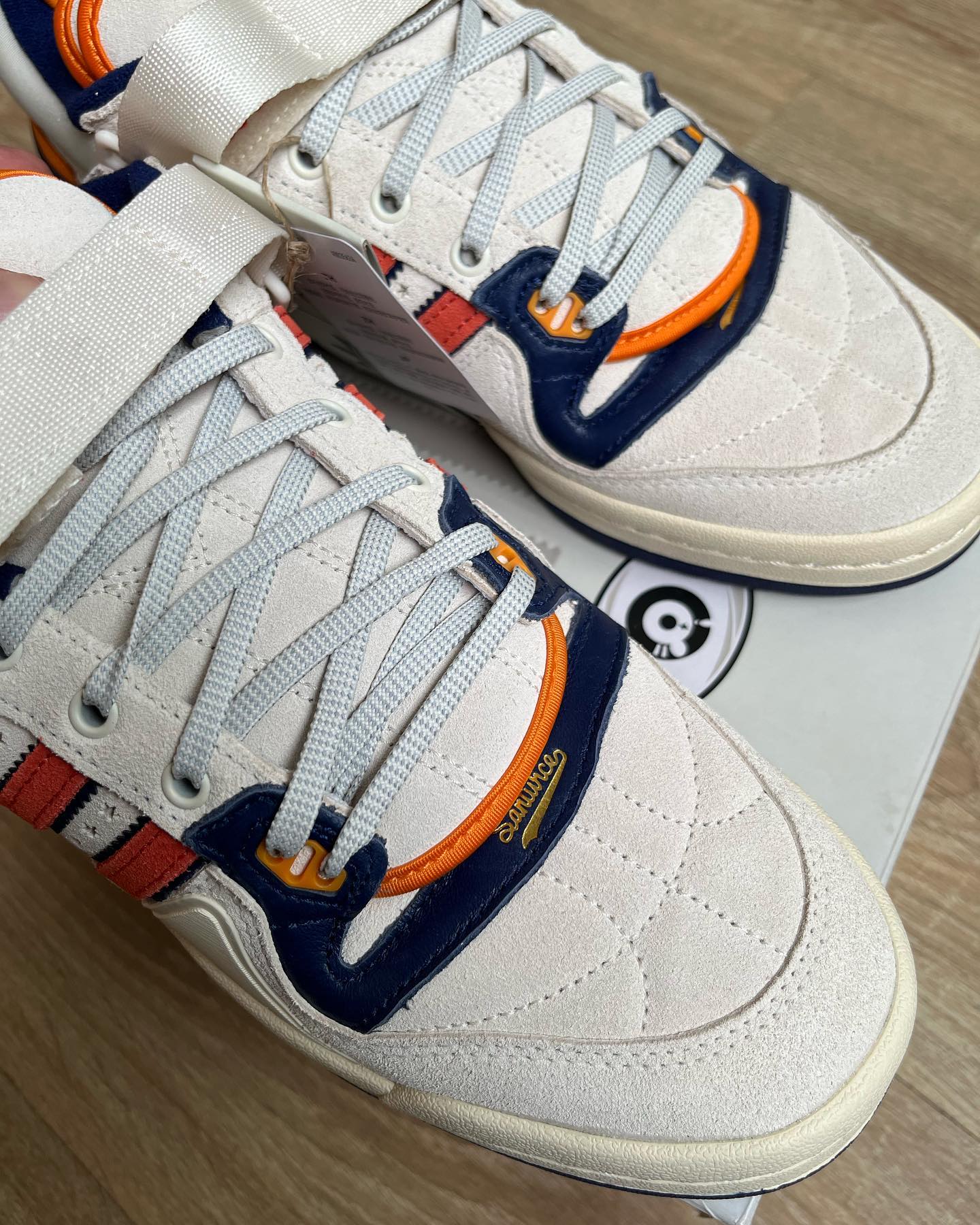 Adidas Forum Buckle Low -Bad Bunny Cangrejeros de Santurce
