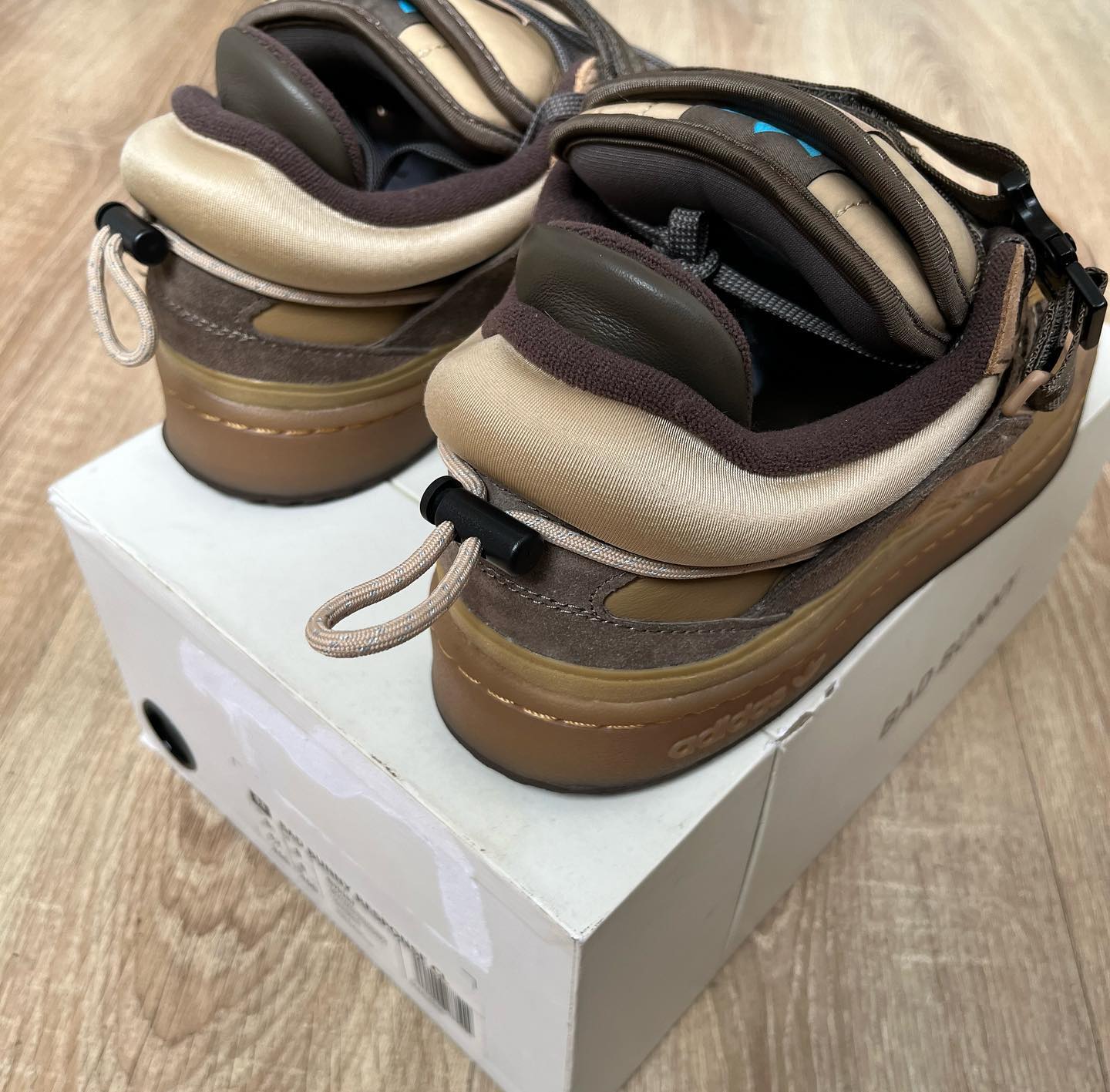 Adidas Forum Buckle Low - First Café Bad Bunny