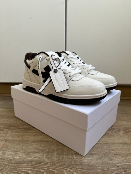 OFF-WHITE Out Of Office OOO Low Tops - White Brown