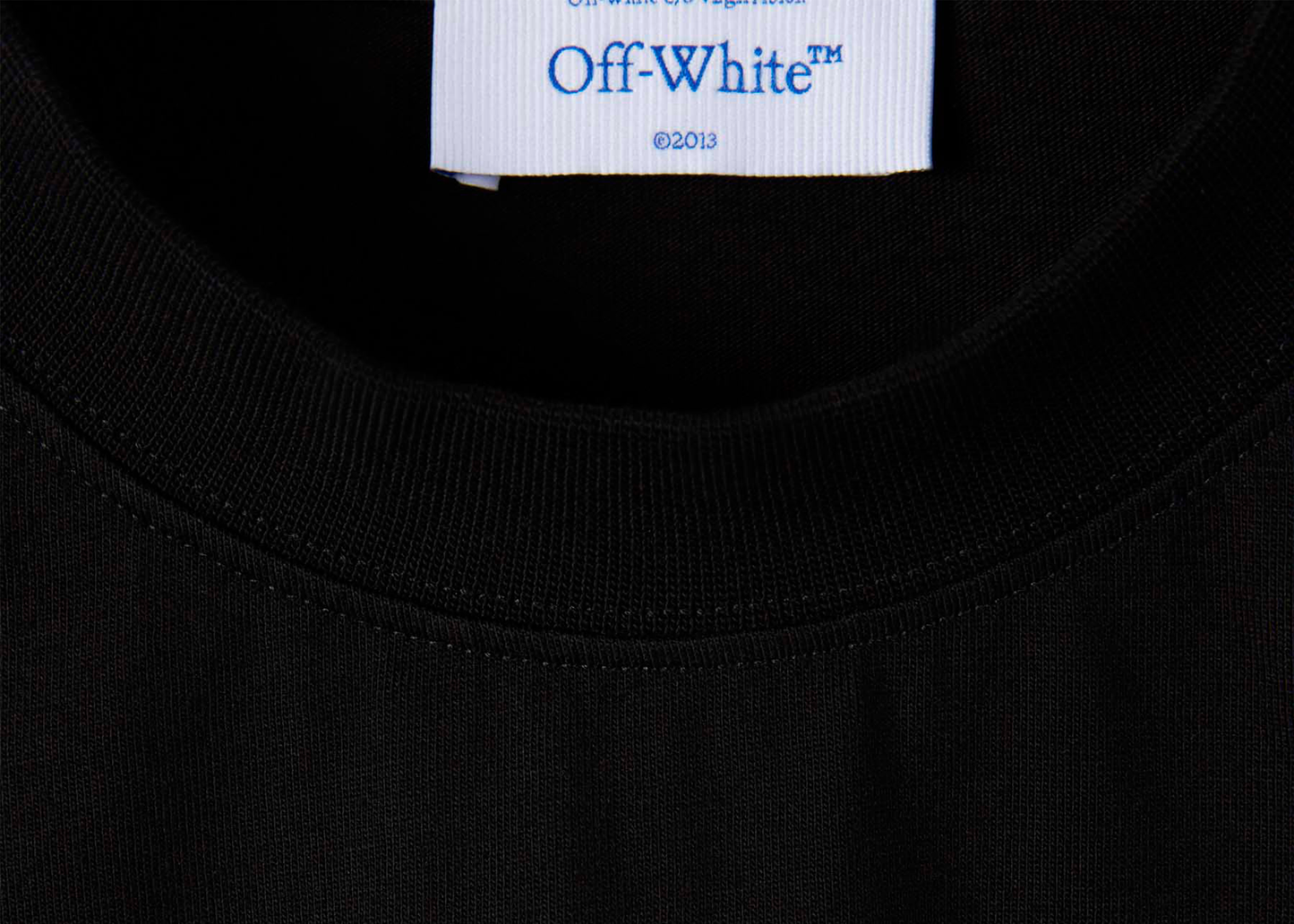 Off-White Round Logo T-shirt