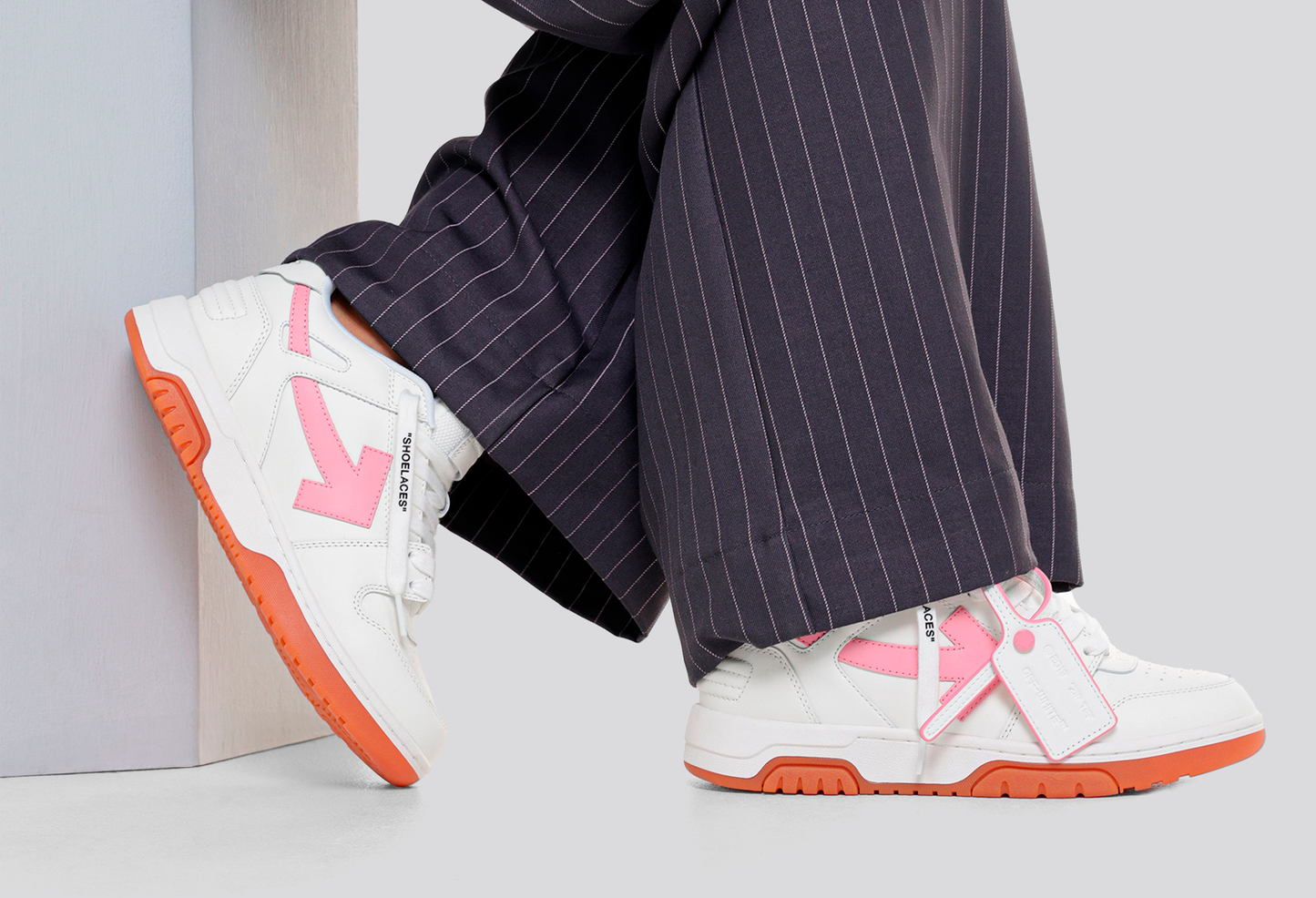 OFF-White OOO "White Pink"