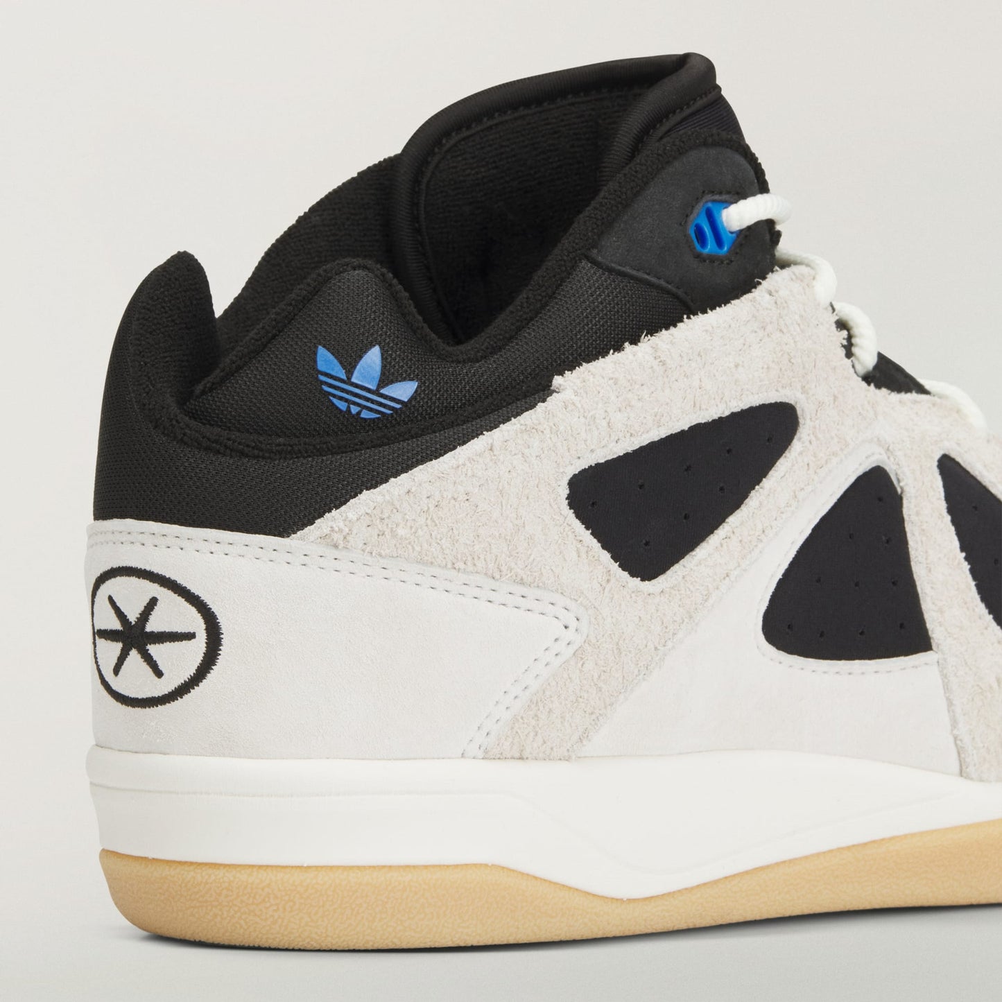 Adidas x Bad Bunny - Rise 1.0