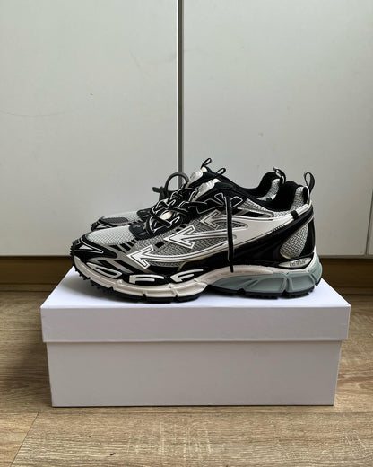 OFF-WHITE Be Right Back - Grey Black lo