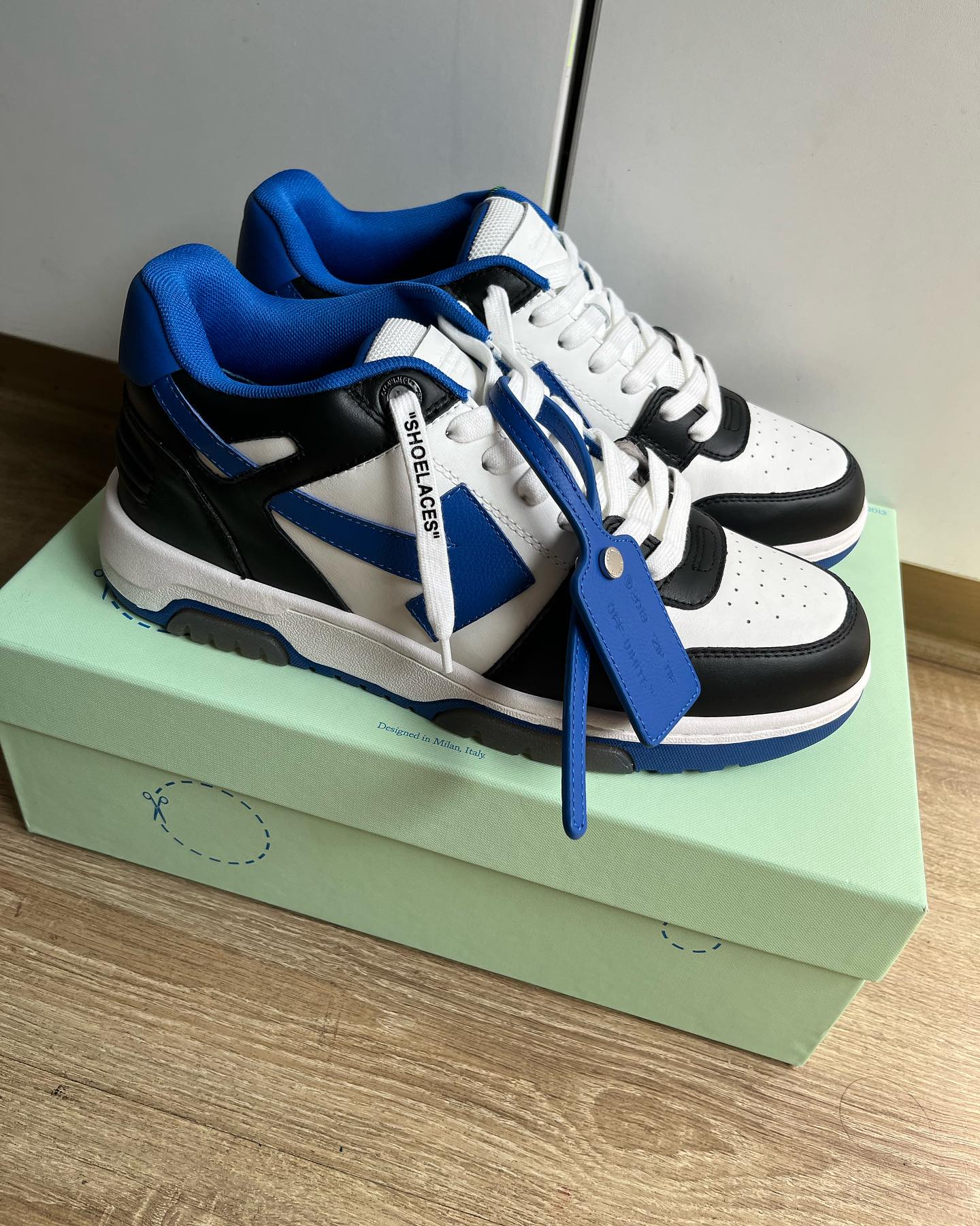 Off-White Out Of Office Calf Leather - Black Blue
