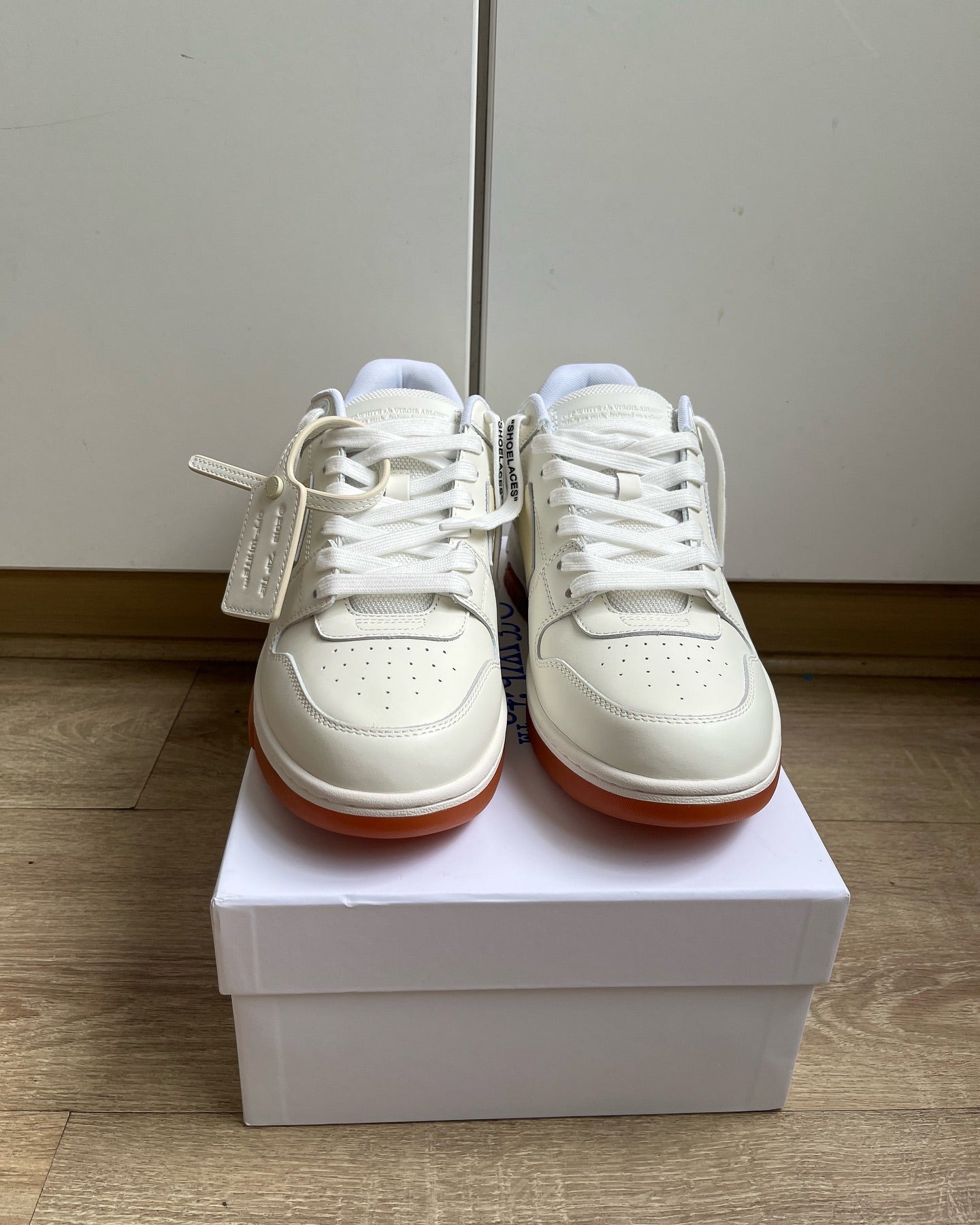 OFF-WHITE Out Of Office OOO - White beige