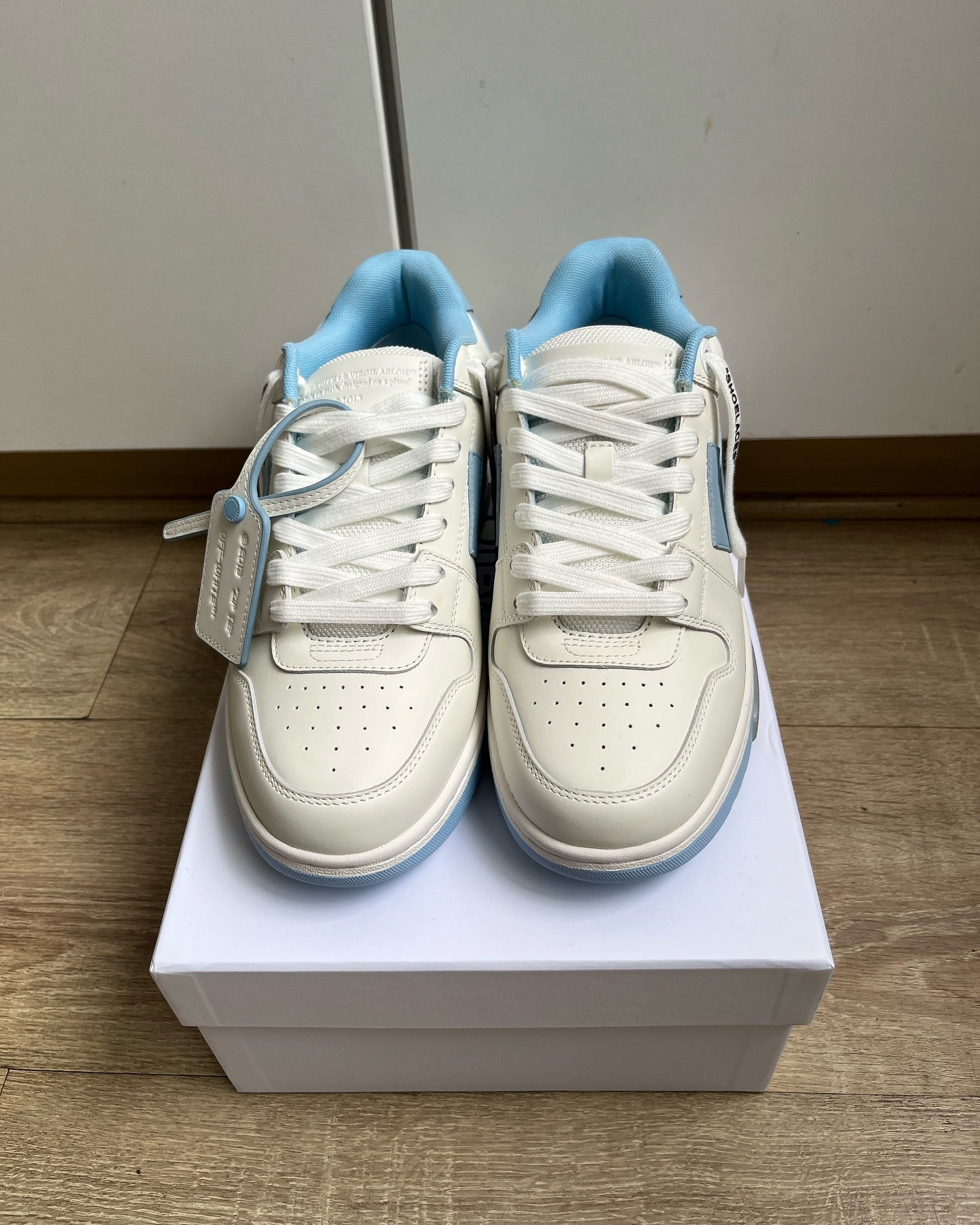 OFF-WHITE Out Of Office OOO Low Tops - White Light Blue (2023)
