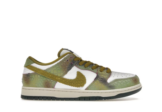 Nike SB Dunk Low - Alexis Sablone Chameleon